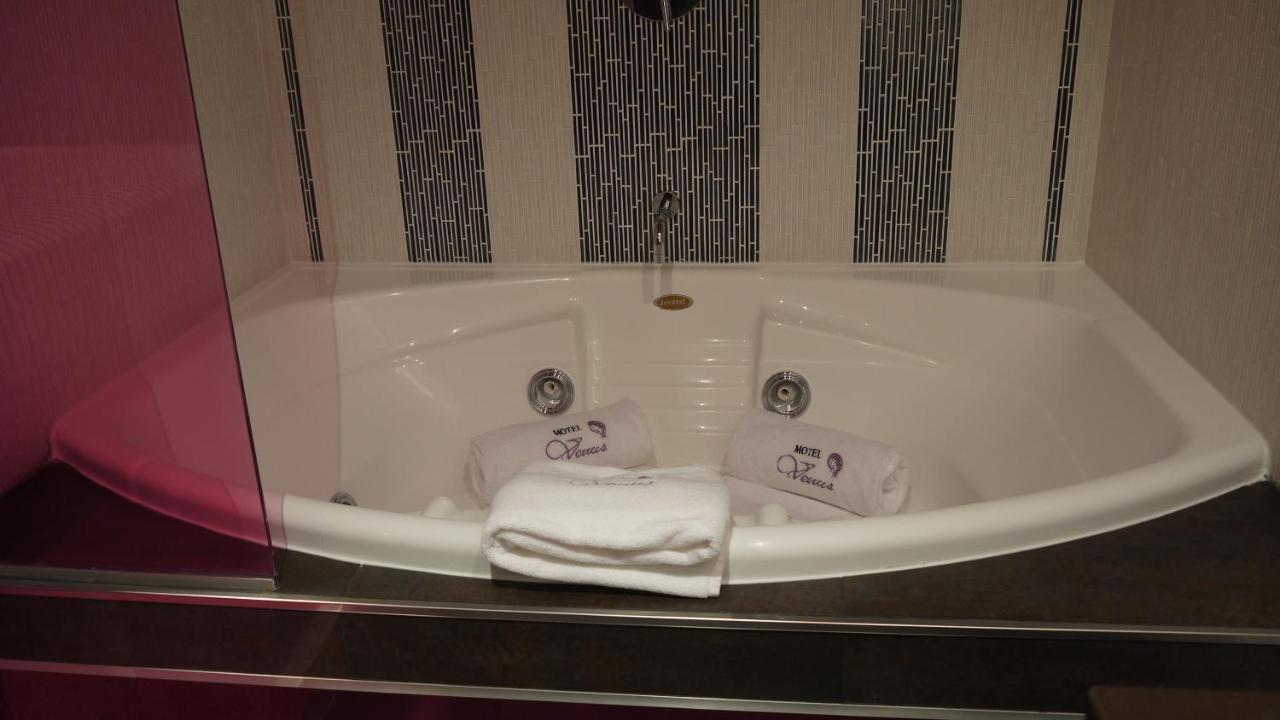 ארויומולינוס V Hotel חדר תמונה